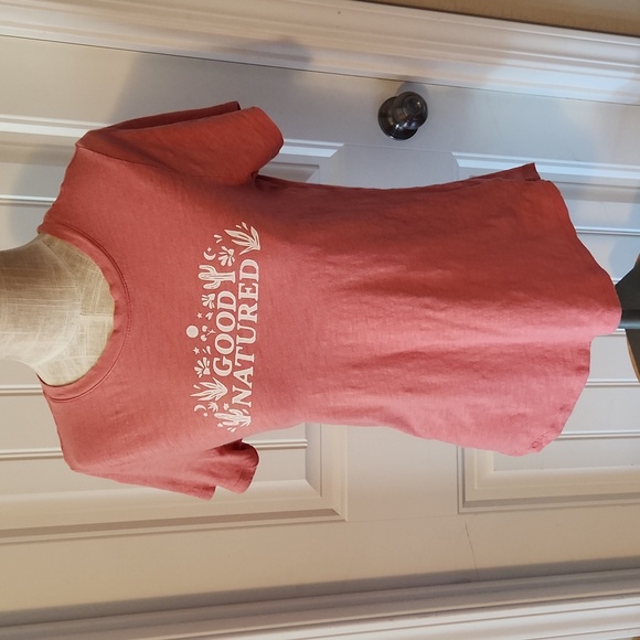 Old Navy Tops - "Good natured" coral cactus tshirt